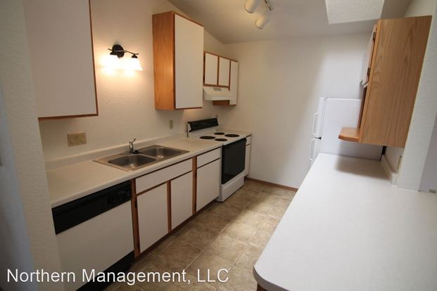 Union Square Apartment for rent in Sheboygan, WI