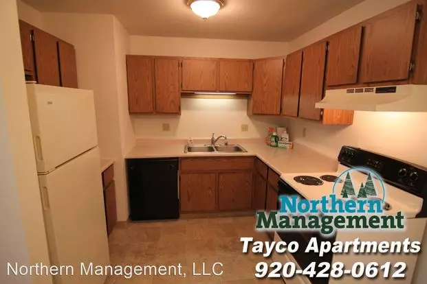 Tayco Apartment for rent in Menasha, WI