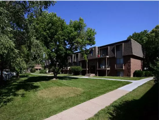 2327 Benson Gardens Blvd Apartment for rent in Omaha, NE