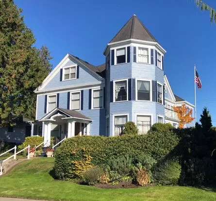 Clark Mansion- 11 Unit Apartment for rent in Everett, WA