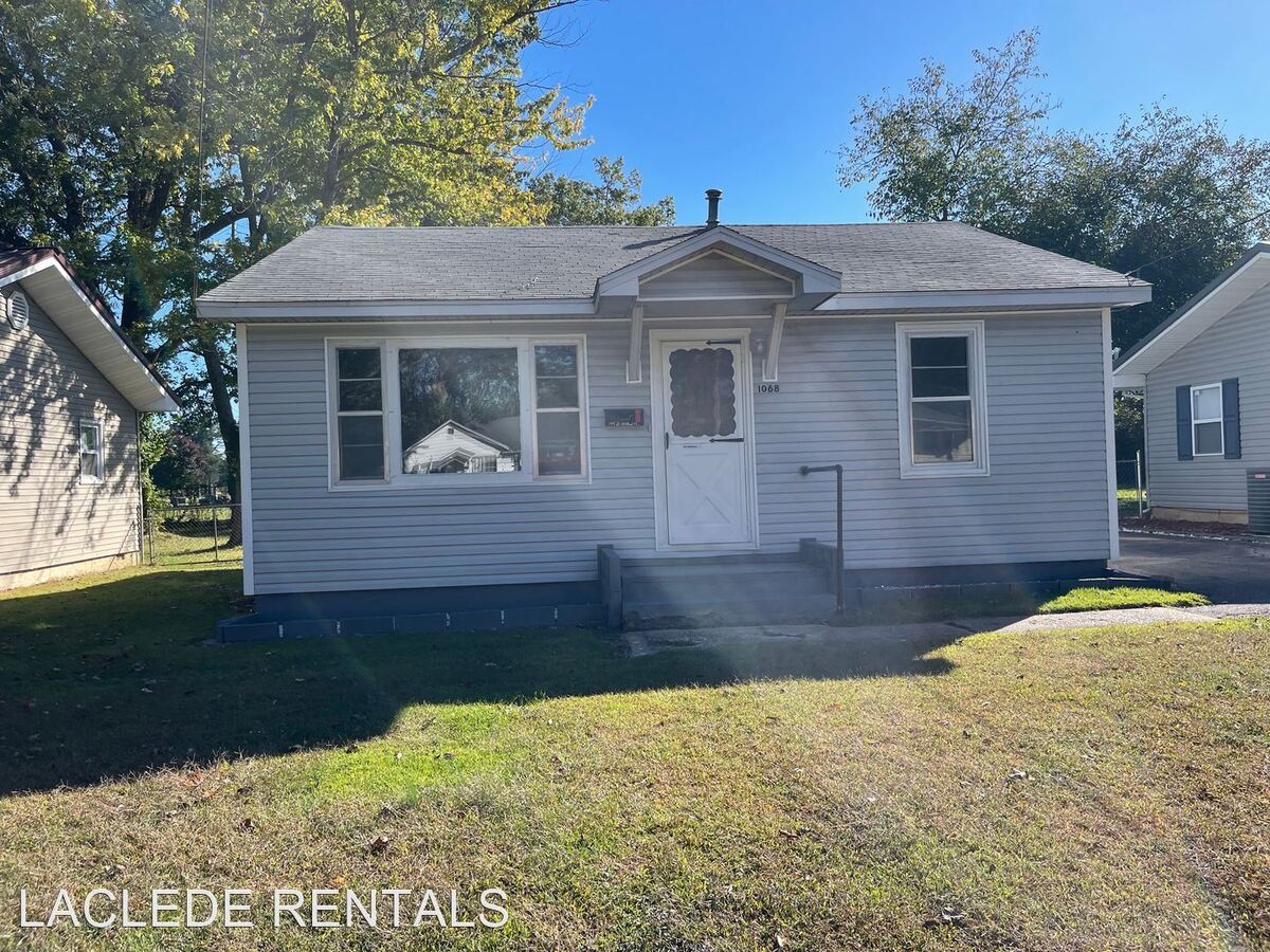 1068 N Adams St Lebanon, MO House for Rent Rentable