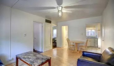 3 of 8 102LIN Apartment for rent in Urbana, IL