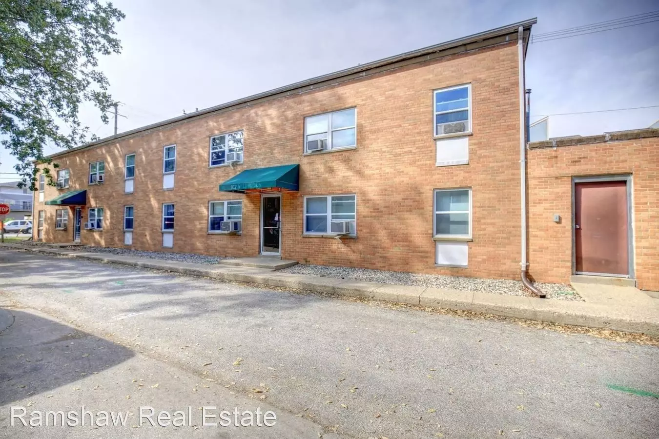 102LIN Apartment for rent in Urbana, IL