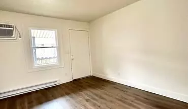 4 of 15 305CL Apartment for rent in Champaign, IL