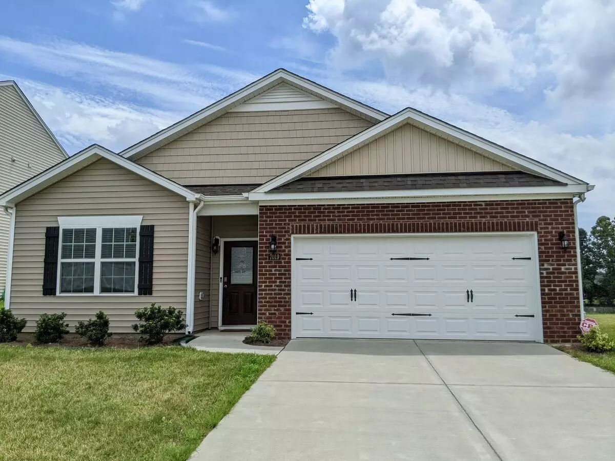 Spacious 4br Home In Cul-de-sac With 2-car Garage & Fenced Yard! House for rent in Trinity, NC