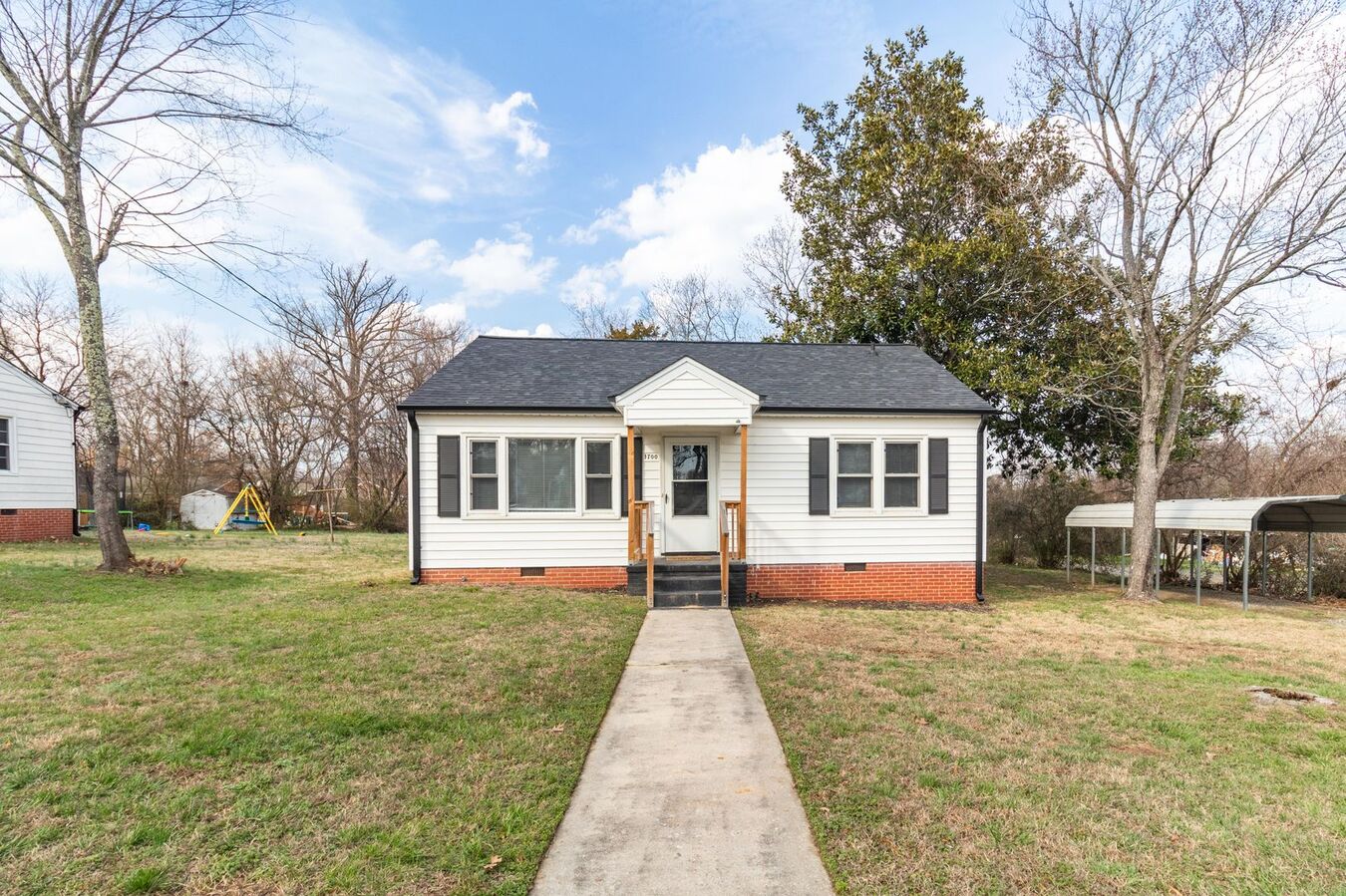 High Point Suburbs Lovely 3 Bedroom, 1 Bathroom Home In High Point... Apartments High ...