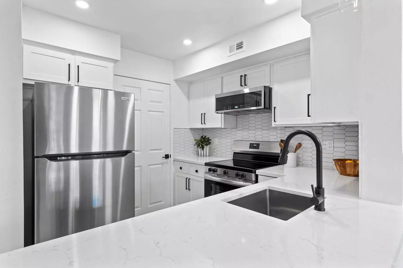 Arcadia Cove Apartment for rent in Phoenix, AZ