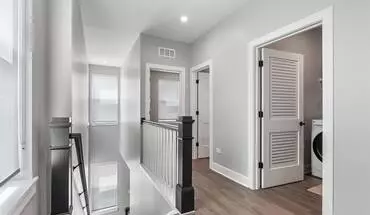 4 of 42 The Henry at Harms Woods Apartment for rent in Skokie, IL