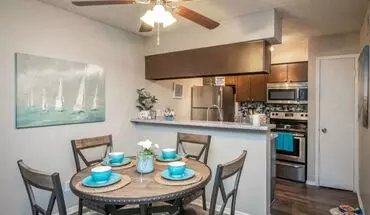 3 of 14 Ninety-Nine44 on Walnut Apartment for rent in Dallas, TX