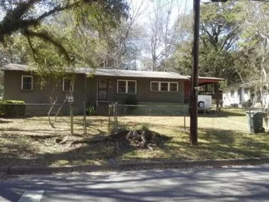 832 Arkansas St Apartment for rent in Tallahassee, FL