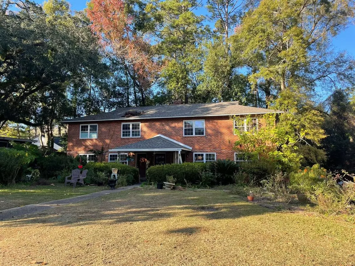 202 E Bradford Rd Apartment for rent in Tallahassee, FL