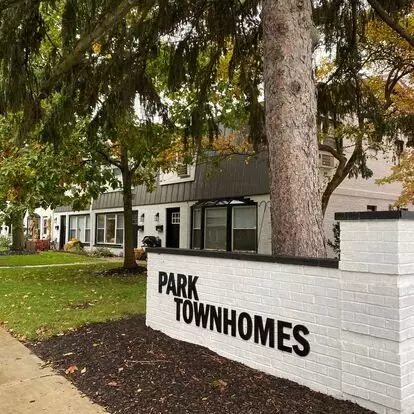 Park Townhomes Of Highland Park Apartment for rent in Highland Park, IL