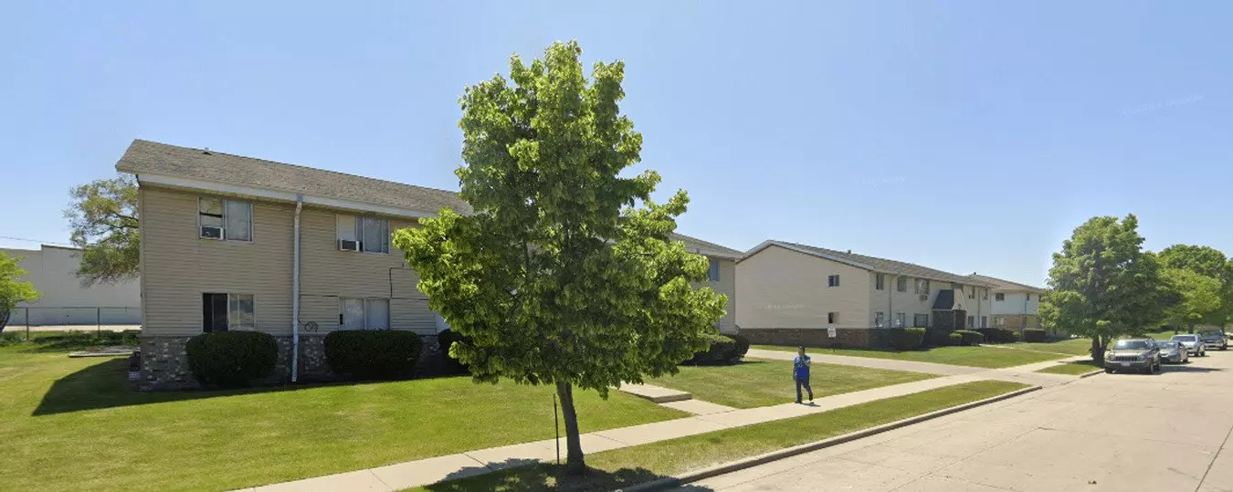 Oakwood Apartments Apartment for rent in Kenosha, WI