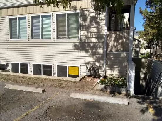 Studio And Bath, 600 Sqft With Walk In Closet, Washer/dryer In Complex Apartment for rent in Aurora, CO Studio And Bath, 600 Sqft With Walk In Closet, Washer/dryer In Complex Apartment for rent in Aurora, CO