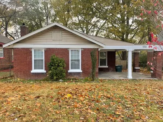 Cute Bungalow In The Belt Line Area Apartment for rent in Memphis, TN