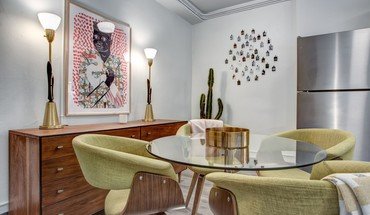 3 of 17 Vivian Apartments Apartment for rent in Chicago, IL