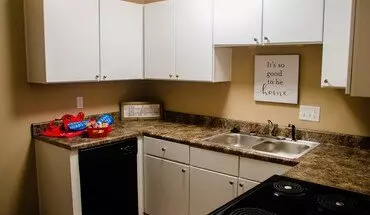 5 of 7 Acorn Apartment for rent in Lawrence, KS
