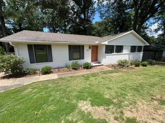 Cary Woods Subdivision Apartment for rent in Auburn, AL