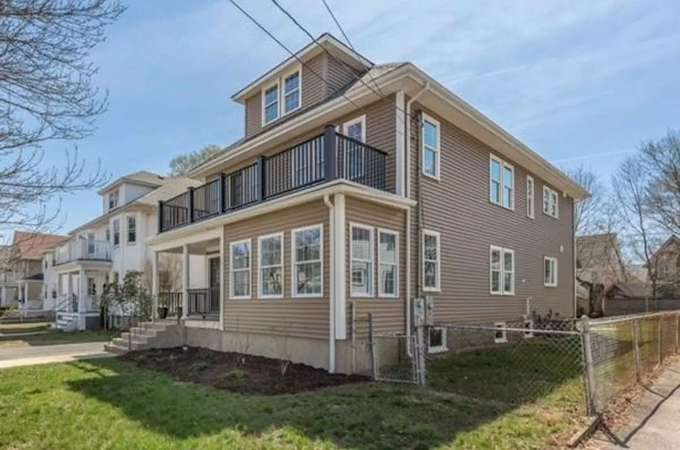 Breathtaking Gorgeous 2bd Unit In A Quiet Street In Milton! Apartment for rent in Milton, MA
