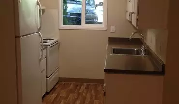 4 of 11 Barbur Place Apartment for rent in Portland, OR