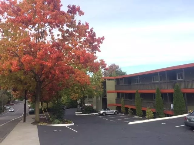 Barbur Place Apartment for rent in Portland, OR