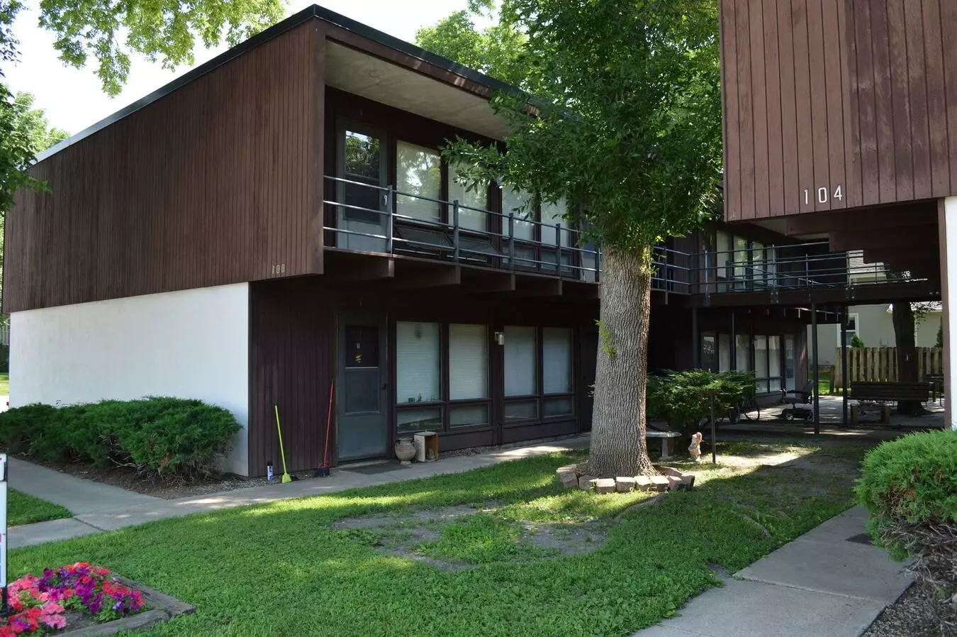 100 S 8Th St Apartment for rent in Clear Lake, IA