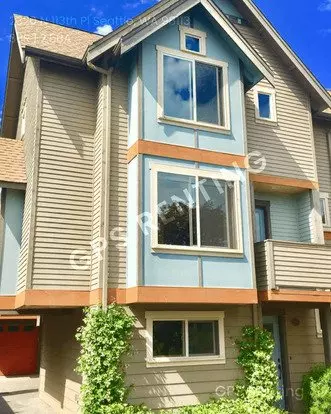 3 Bed 2.5 Bath Town Home In North Seattle Apartment for rent in Seattle, WA
