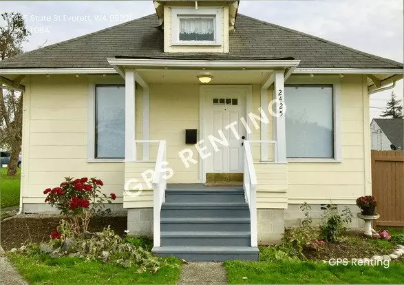 Classic 2 Bedroom 1 Bathroom Bungalow! Apartment for rent in Everett, WA