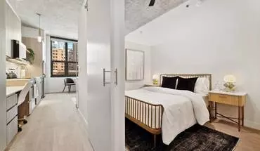 5 of 42 AMLI 808 Apartment for rent in Chicago, IL