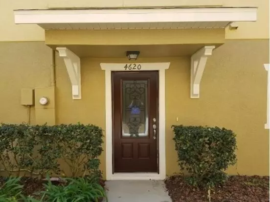 Well Laid Out 2 Bds / 2.5 Bth Townhome With Easy Access To Everything. Location! Location! Location! Apartment for rent in Riverview, FL