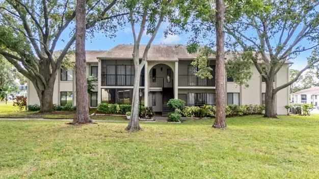 Remodeled 2bd/2bth Condo Palm Harbor Condo In 55+ Community! Apartment for rent in Palm Harbor, FL