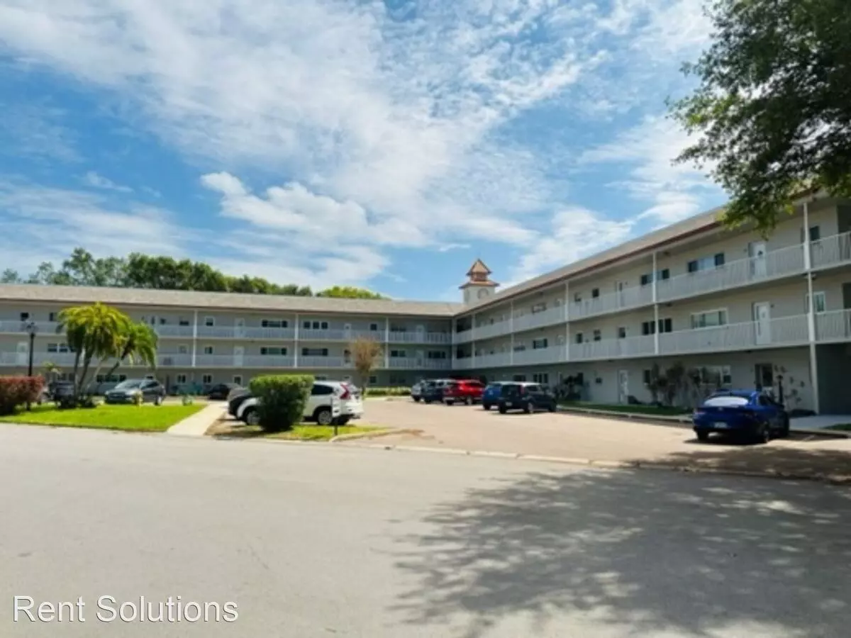 Fantastic 2br/2ba Condo In On Top Of The World, *55+* Gated Community In Clearwater! Apartment for rent in Clearwater, FL