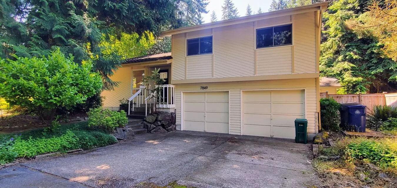 Large Secluded Lot, Kirkland House for rent in Kirkland, WA
