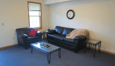 2 of 11 604.5 W Elm St Apartment for rent in Urbana, IL