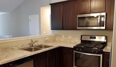 5 of 6 Chestnut - 2br/2ba Rental Home - Second Floor Apartment for rent in Joliet, IL