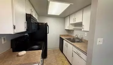 4 of 11 Spacious 2-bedroom Condo Available In Aurora Apartment for rent in Aurora, CO
