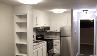 2 of 8 Highland Cliffs Apartment for rent in Birmingham, AL