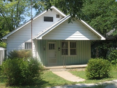 1202 S. Park St. House for rent in Bloomington, IN