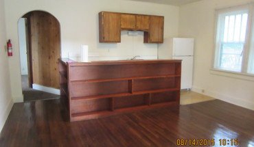 3 of 7 1202 S. Park St. House for rent in Bloomington, IN