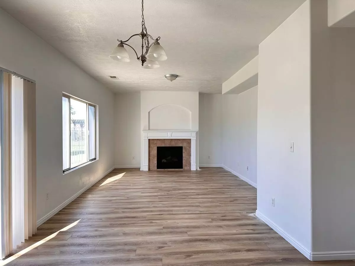 258 S 2035 W House for rent in Lehi, UT