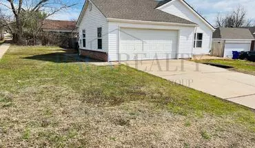 2 of 13 1044 Shadowlake Rd House for rent in Norman, OK