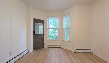 4 of 12 23 Winthrop St Apartment for rent in Augusta, ME