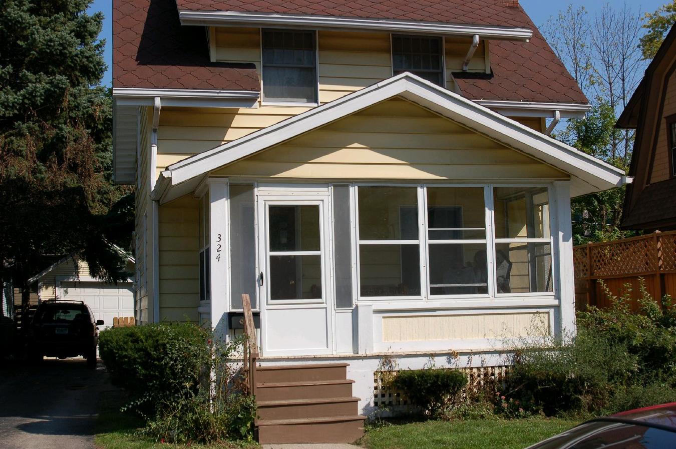 324 Center St. House for rent in East Lansing, MI