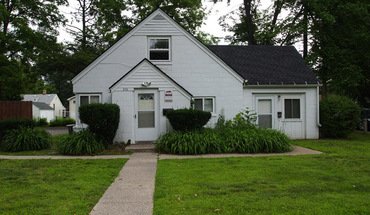 270 Gunson St. Apartment for rent in East Lansing, MI