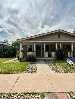 2 Bedroom 1 Bath Duplex Available Mid August!! Apartment for rent in Denver, CO