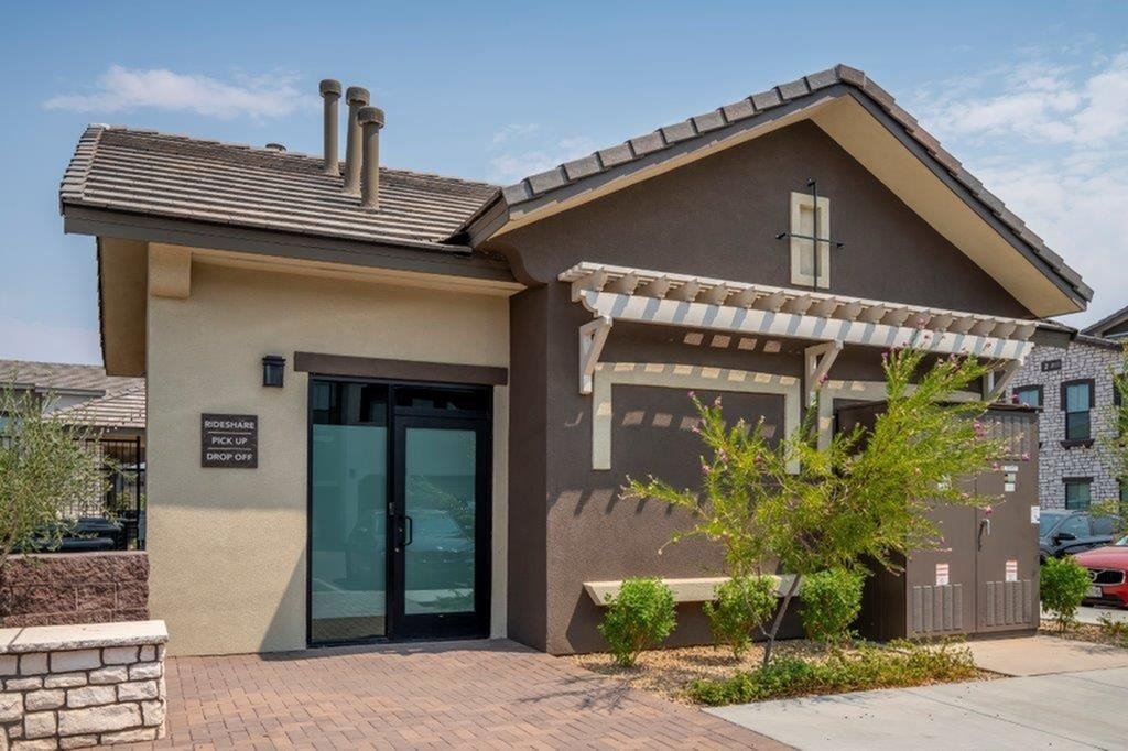 Vivace at Gateway Place Apartments Gilbert, AZ Rentable