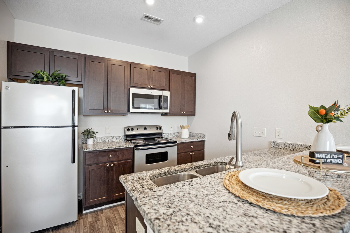 Pavilion Village Apartments Charlotte, NC Rentable