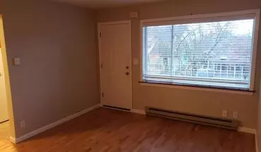 3 of 25 Fremont - Small Building - 1br Top Floor Corner Unit - Clean! Apartment for rent in Seattle, WA