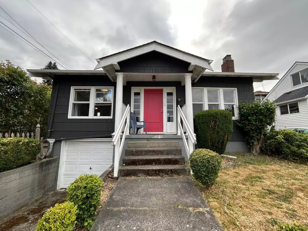 Cozy 2 Bd, 1 Ba W/ 1 Car Garage In Tacoma! House for rent in Tacoma, WA