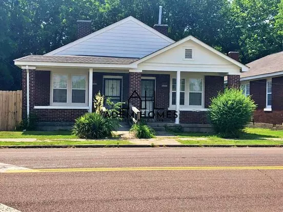 Spacious 2 Bedroom Home In A Central Location!! - (duplex) Apartment for rent in Memphis, TN